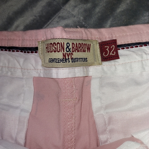 Shorts - Picture 5 of 9